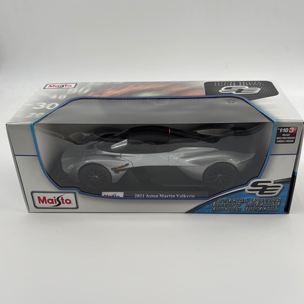 Maisto 2021 Aston Martin Valkyrie Diecast Car Model